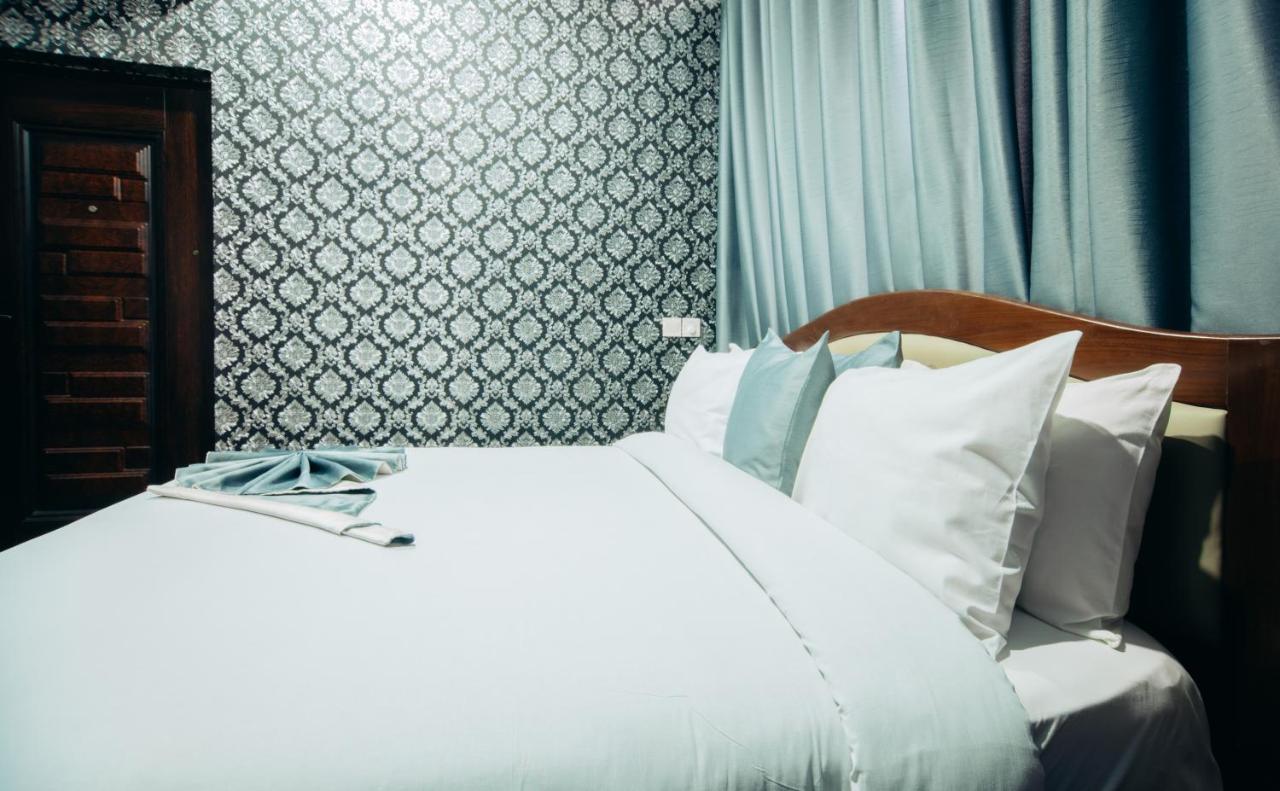 Plus 33 Hotel Nungua Zewnętrze zdjęcie