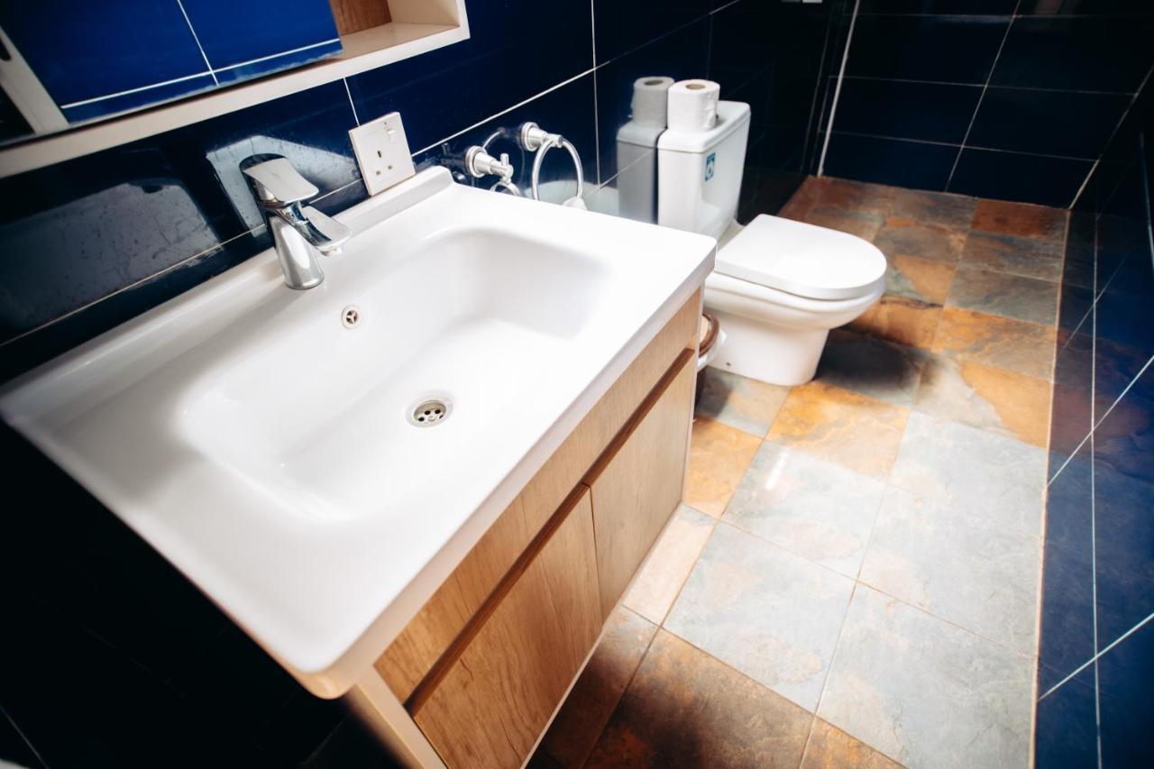 Plus 33 Hotel Nungua Zewnętrze zdjęcie