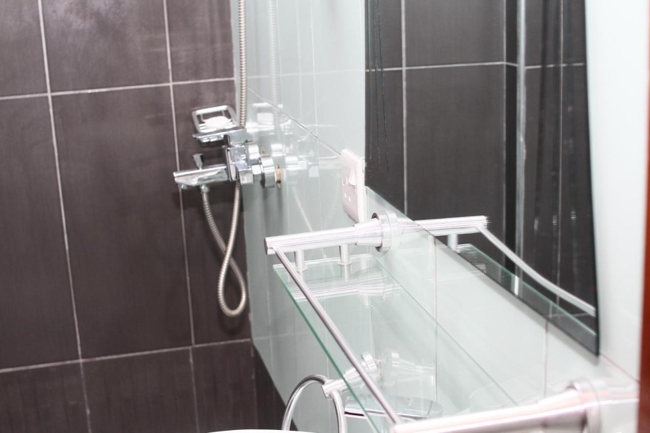 Plus 33 Hotel Nungua Zewnętrze zdjęcie