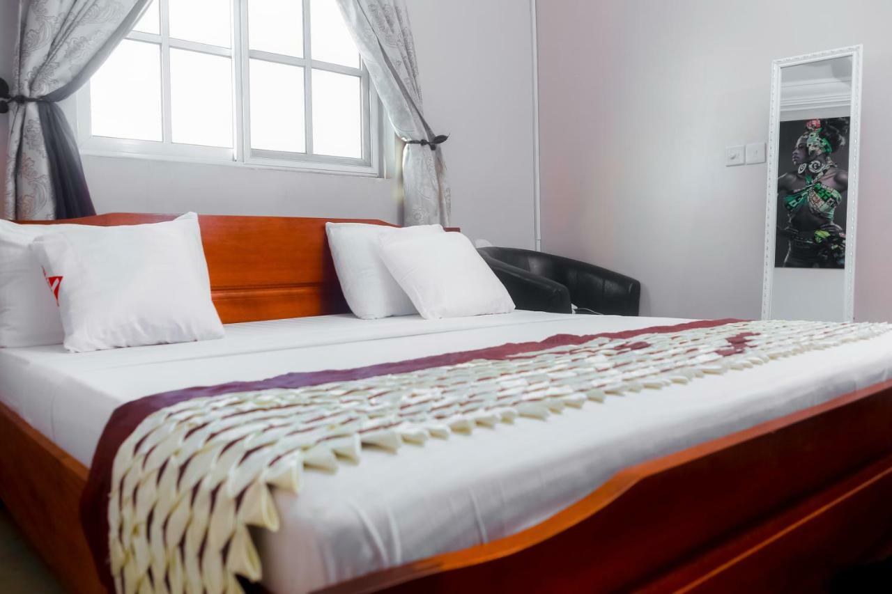 Plus 33 Hotel Nungua Zewnętrze zdjęcie